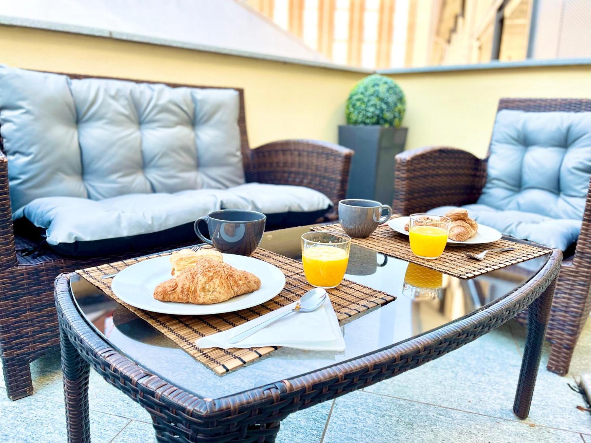 La Terrazza - By Happyhostorino Daire Dış mekan fotoğraf